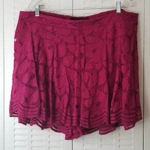 Torrid Scallop Floral Lace Shorts